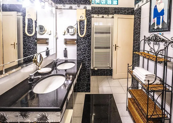 Апартаменты Trastevere 2 Bedroom Cozy Рим
