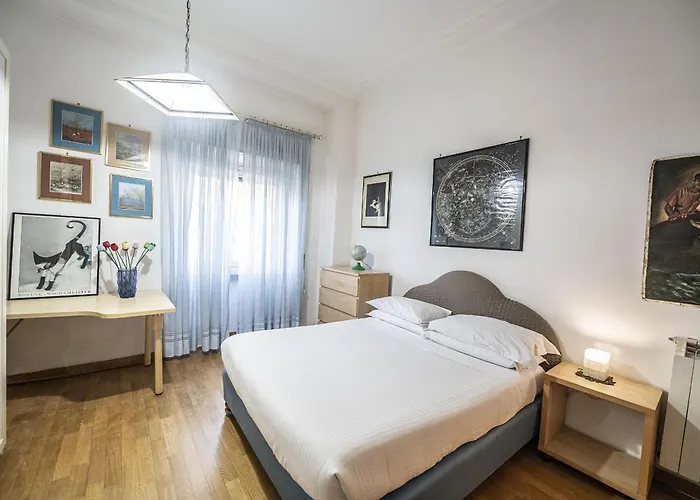 Апартаменты Trastevere 2 Bedroom Cozy